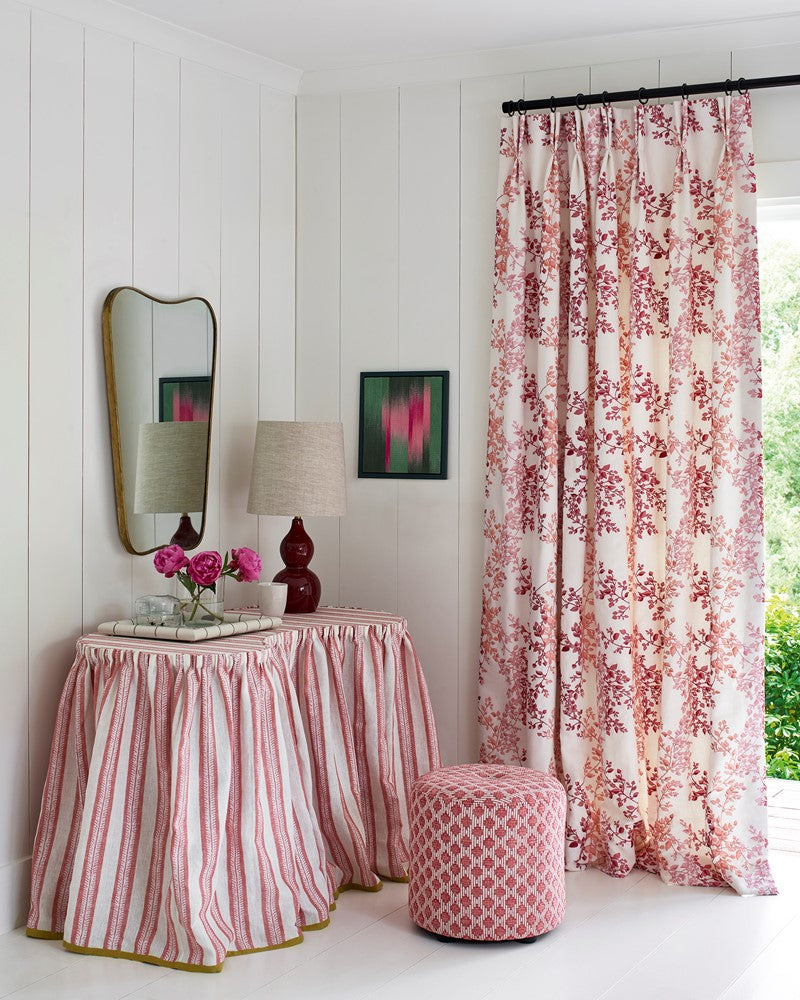 Delaney Fabric - Red - Jane Churchill