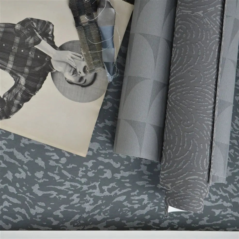 Laroche Wallpaper - Graphite - PDG691/05 - Designers Guild
