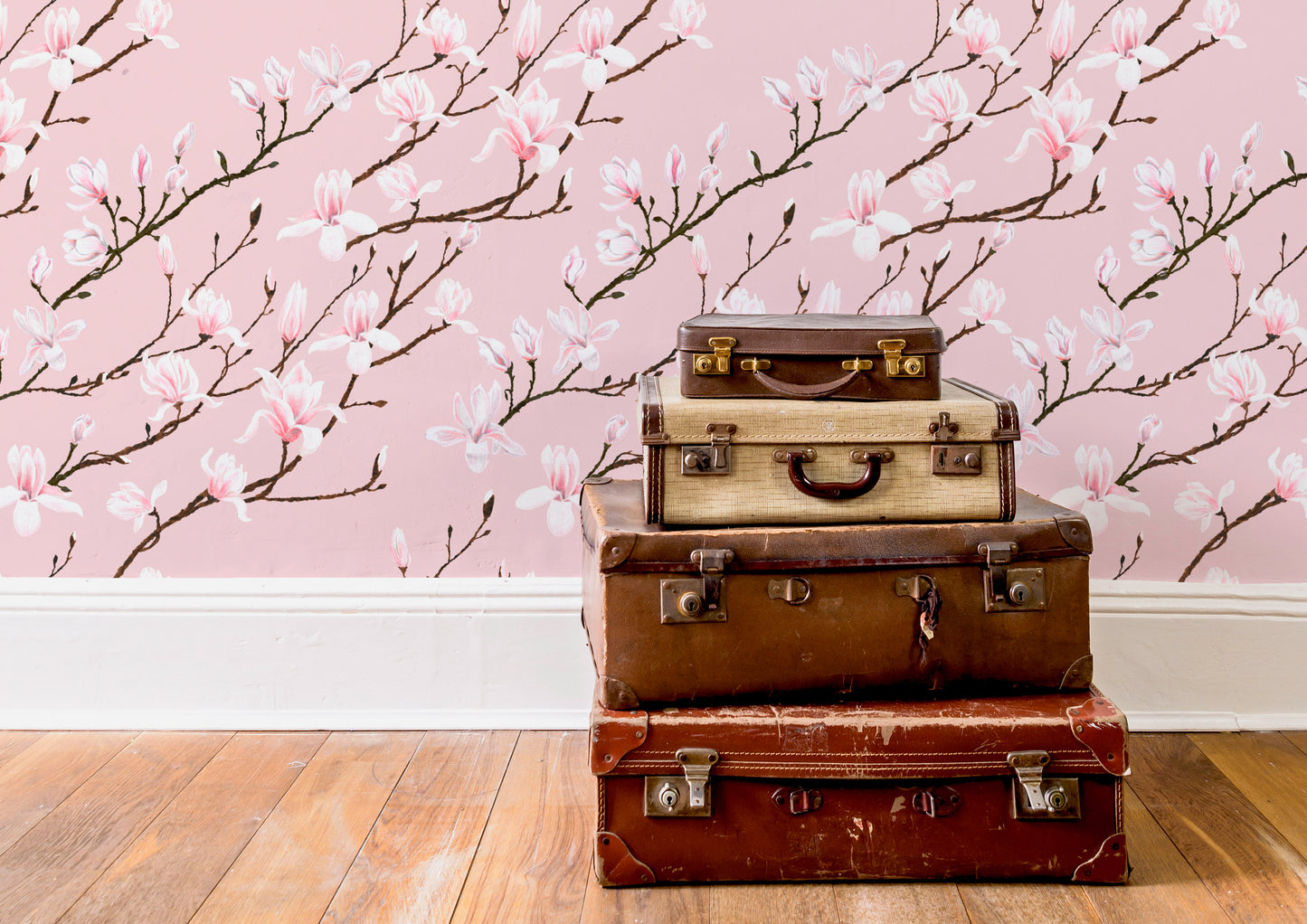 In Bloom Wallpaper - Geisha - Petronella Hall