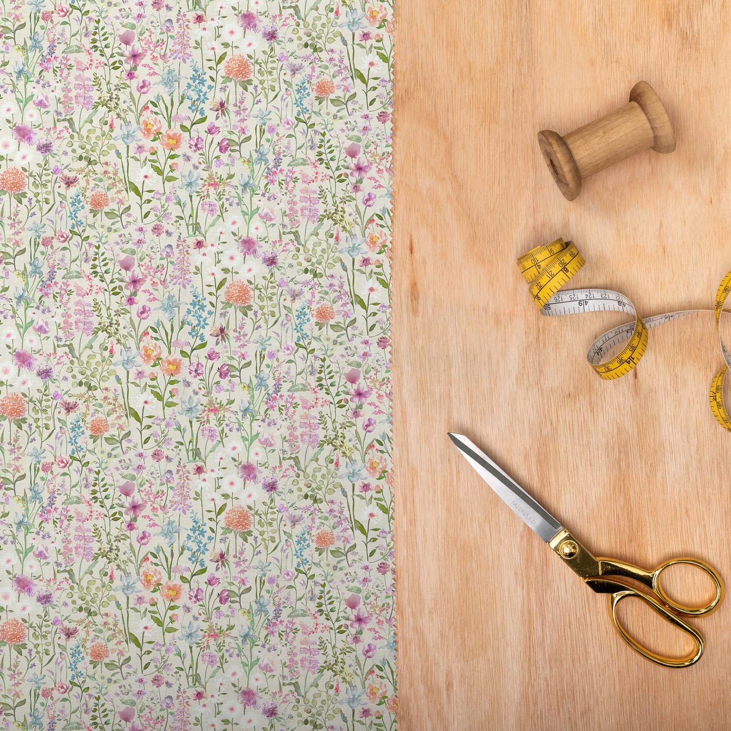 Prado De Flores Apricot Ecru Lomond Pima Lawn Cotton - Dress Fabric