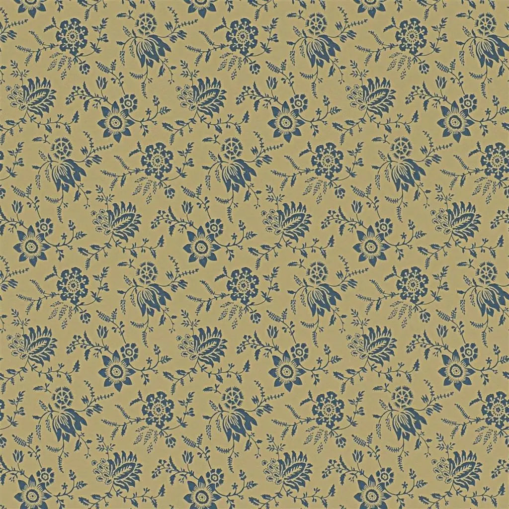 Scrimshaw Floral Wallpaper