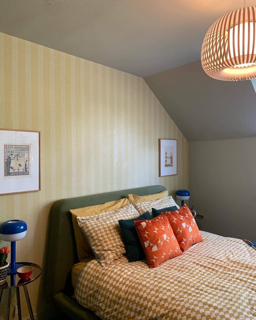 Polka Sprig Wallpaper - Ciara Yellow - 1086 - Farrow & Ball