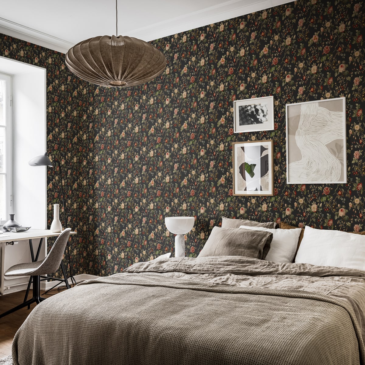 Thorn Rose Petite Wallpaper