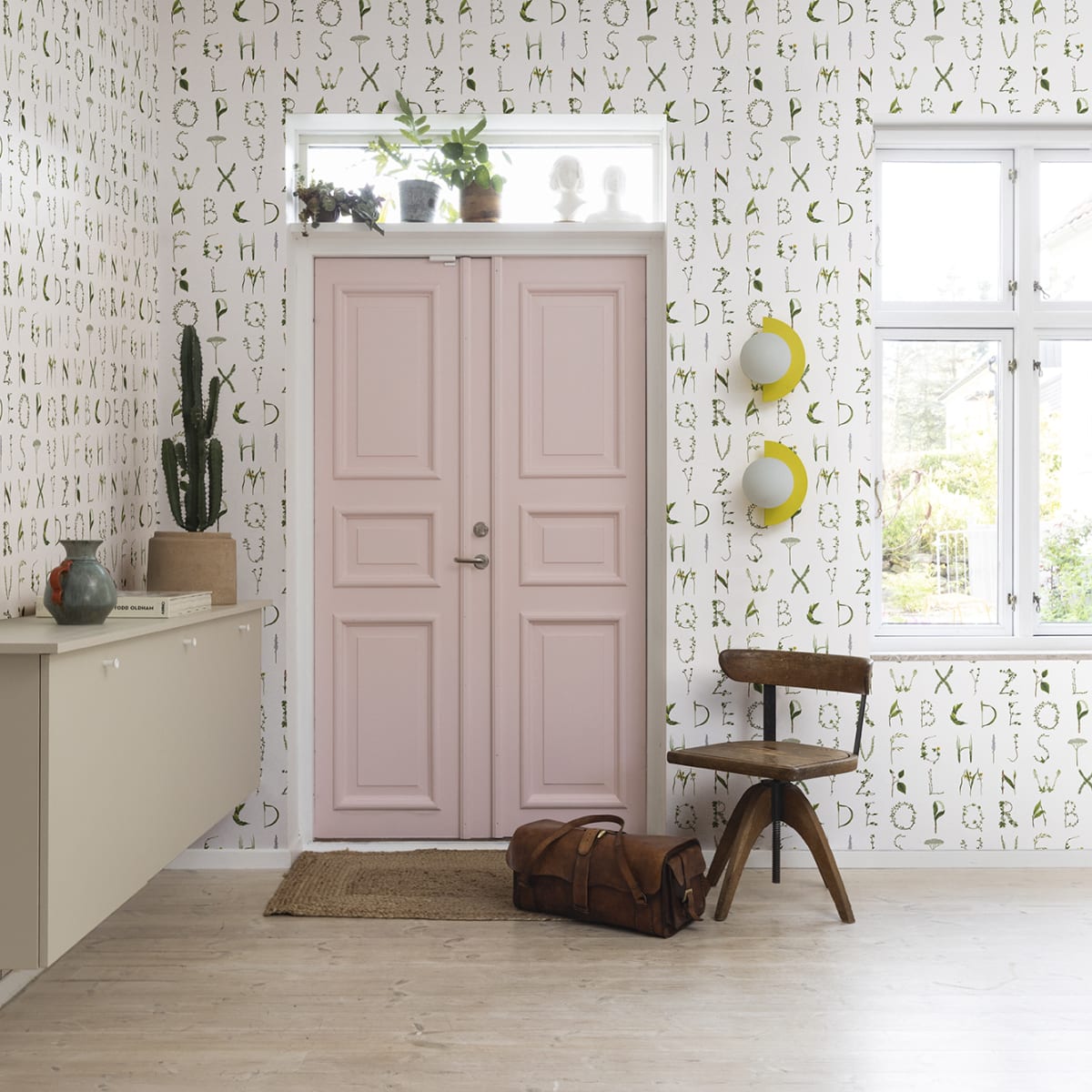 Floral Alphabet Mini Wallpaper