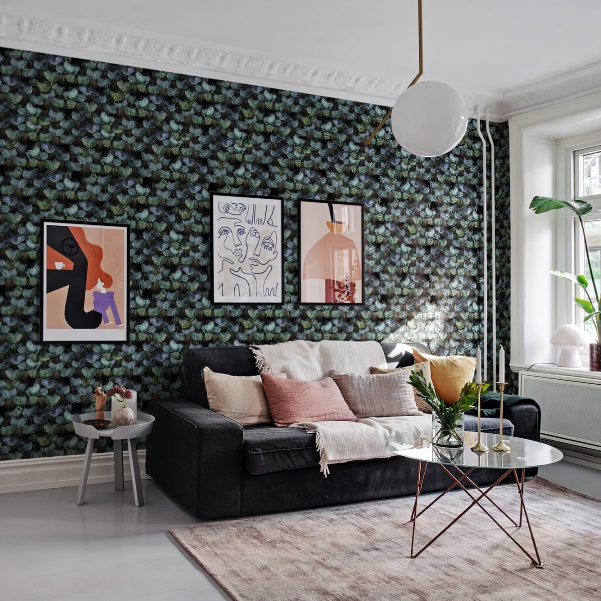 Petite Peacock Plumage Wallpaper