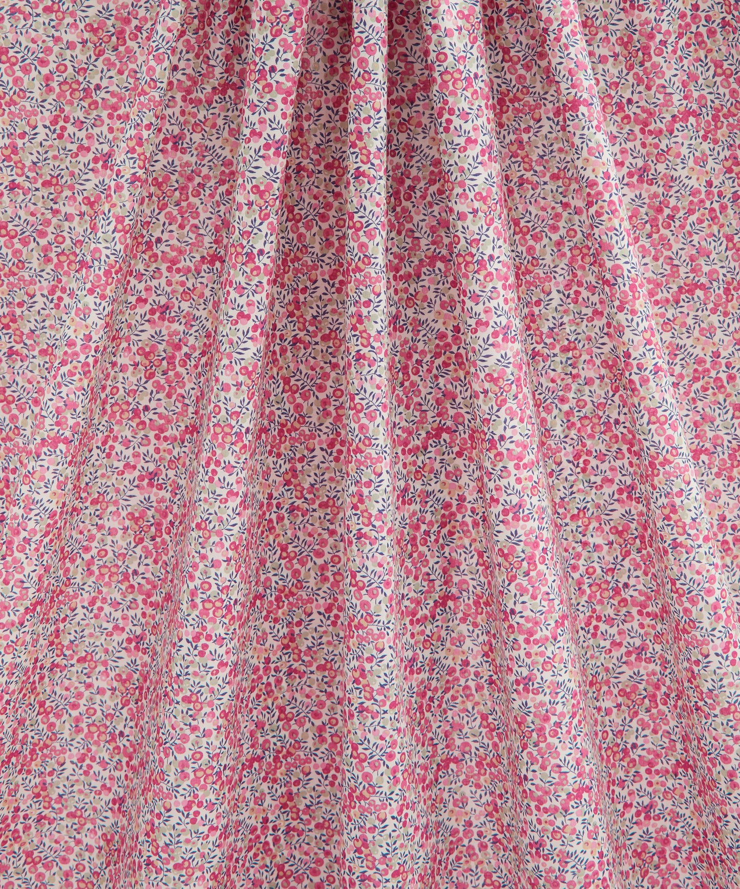 Wiltshire Bud Tana Lawn™ Cotton Fabric - Pink - Liberty