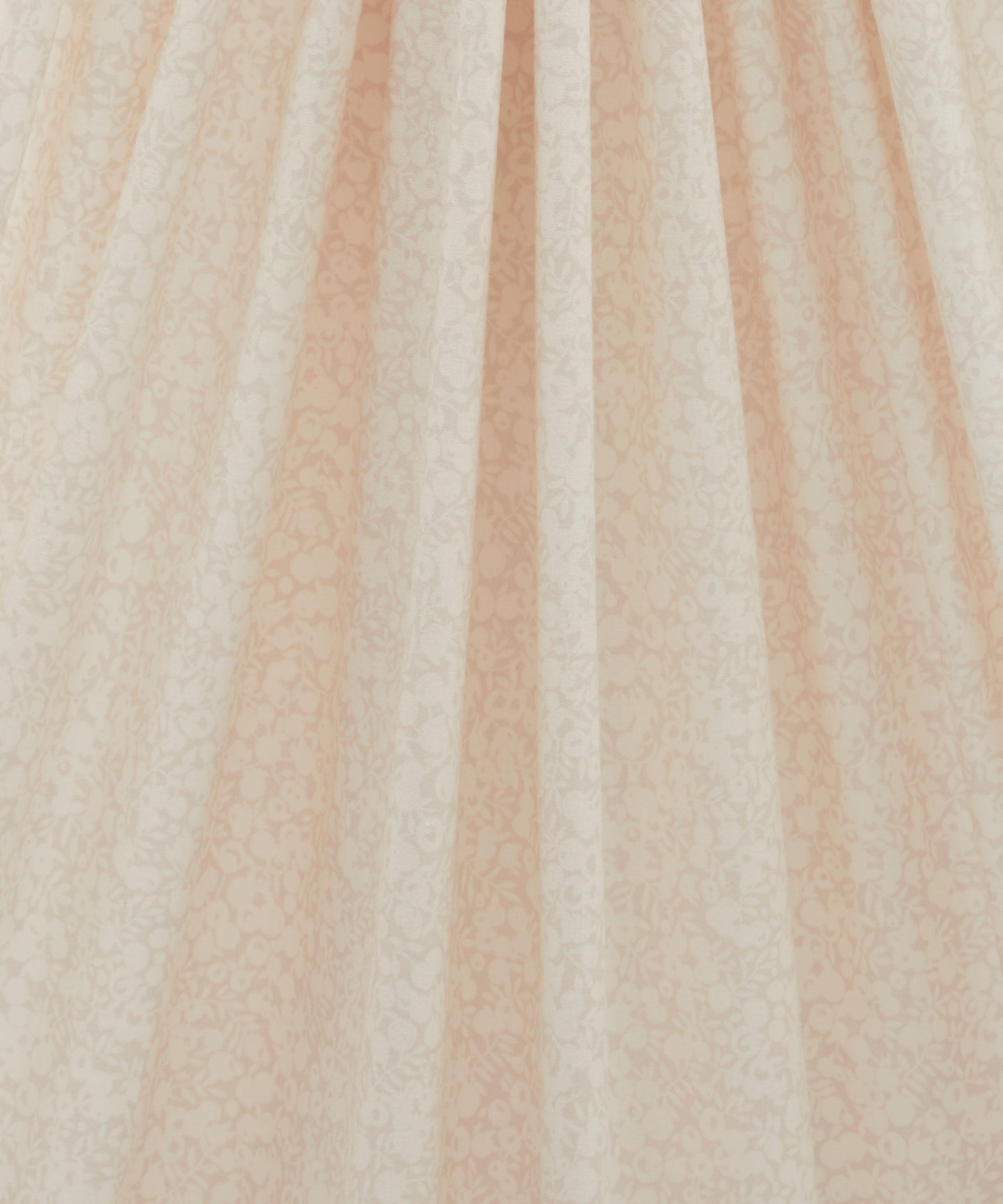 Oyster White Wiltshire Shadow Lasenby Quilting Cotton Fabric - White - Liberty