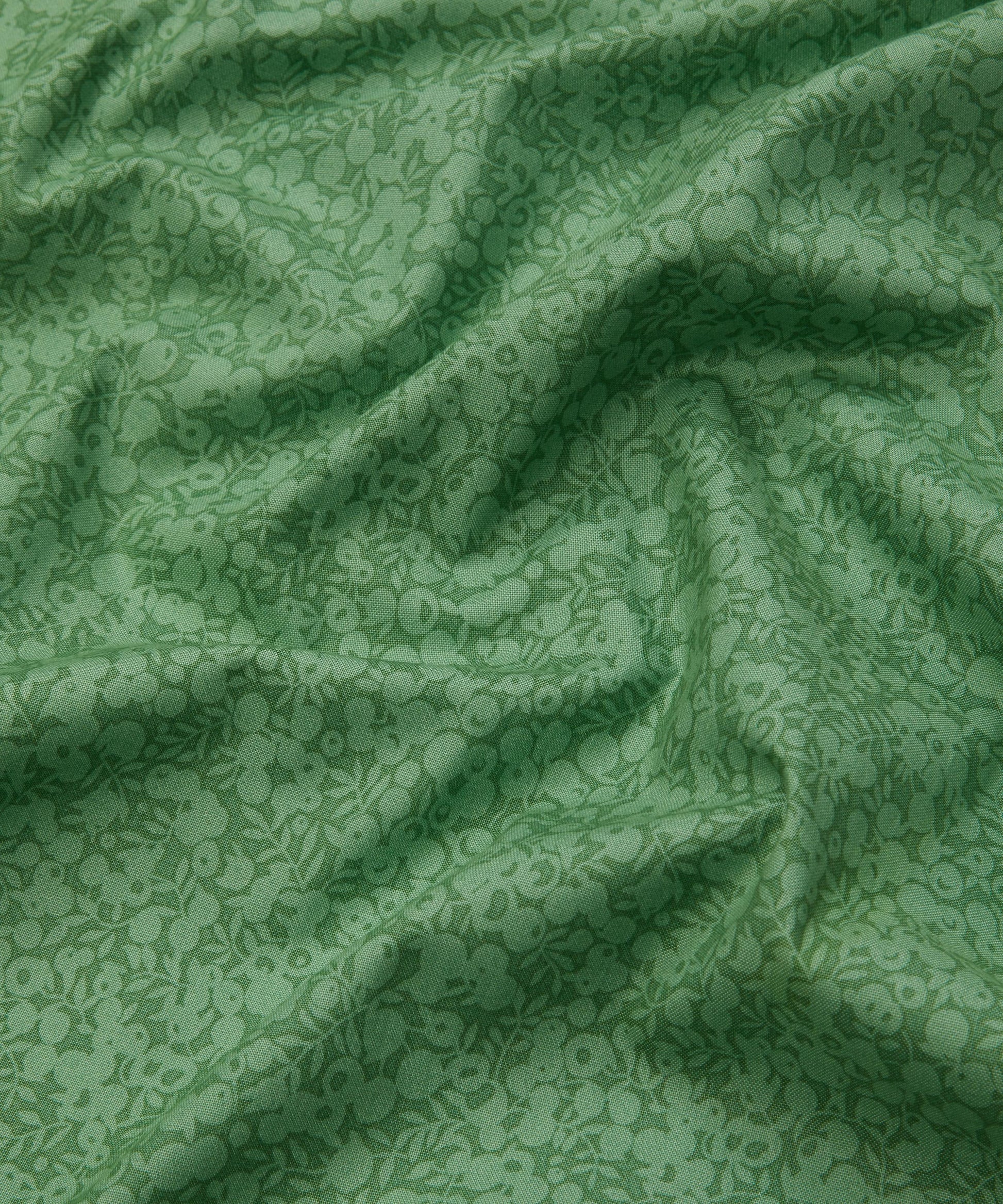 Leaf Wiltshire Shadow Lasenby Cotton Fabric - Green - Liberty