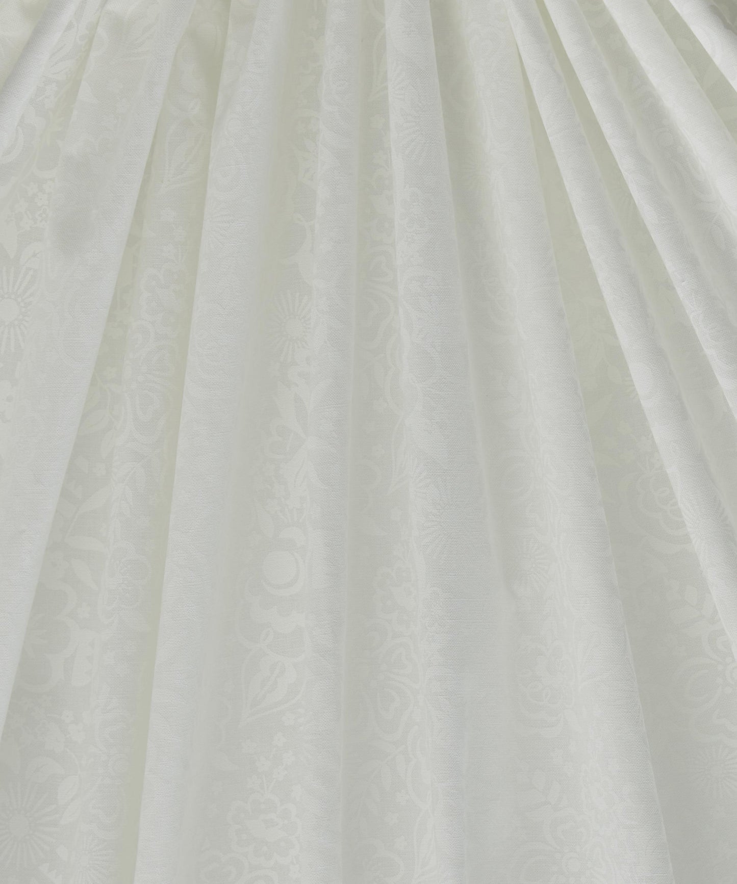 Lindy Silhouette Lasenby Quilting Cotton Fabric - Silver - Liberty