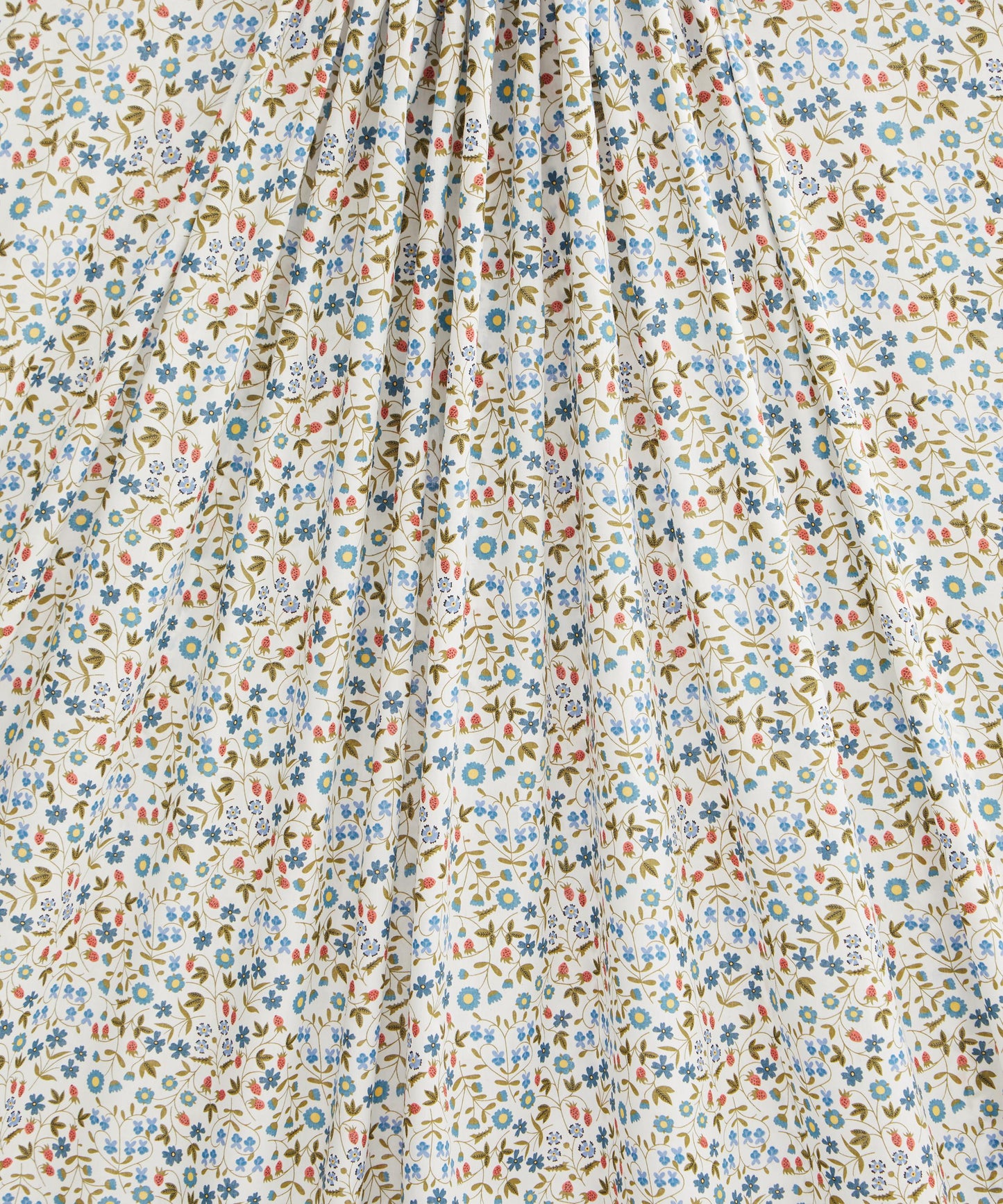 Little Mirabelle Tana Lawn™ Cotton Fabric - Blue - Liberty