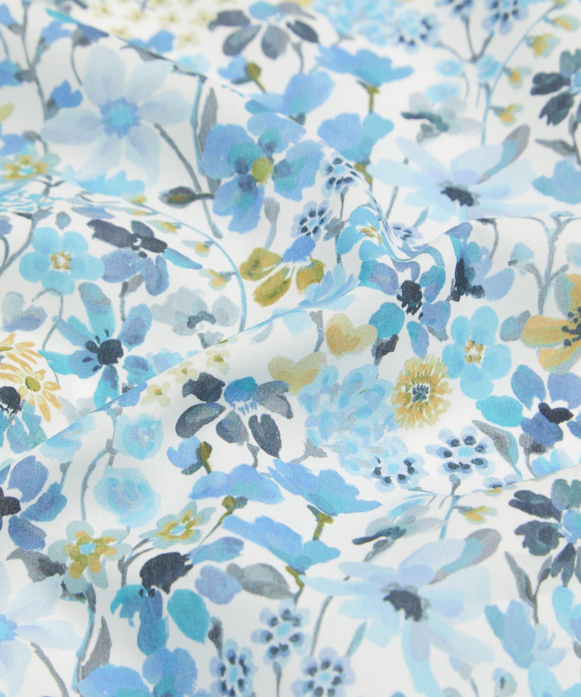 Dreams of Summer Tana Lawn™ Cotton Fabric - Blue - Liberty