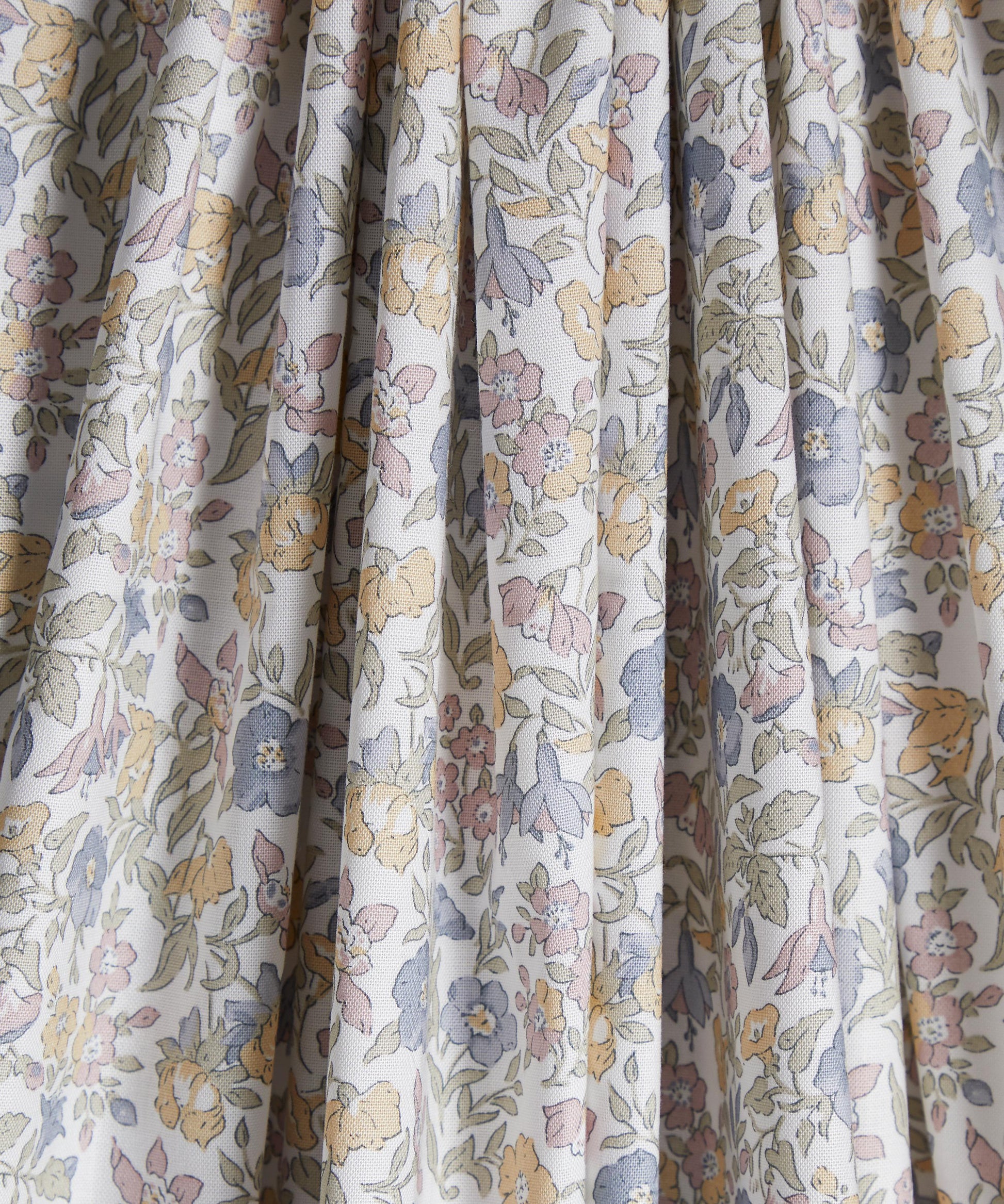 Mamie Flower Lasenby Quilting Cotton Fabric - Multicolor - Liberty