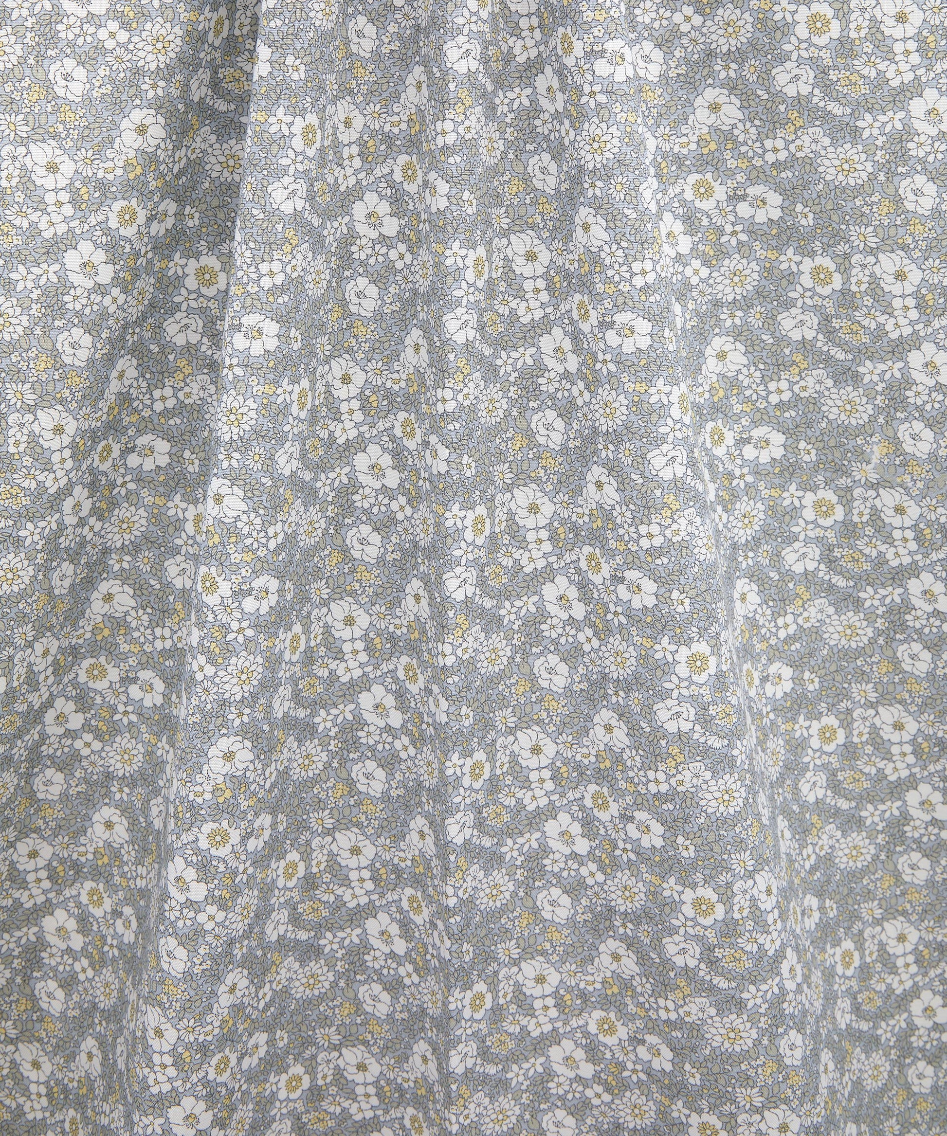 Arley Blossom Lasenby Quilting Cotton Fabric - Gray - Liberty