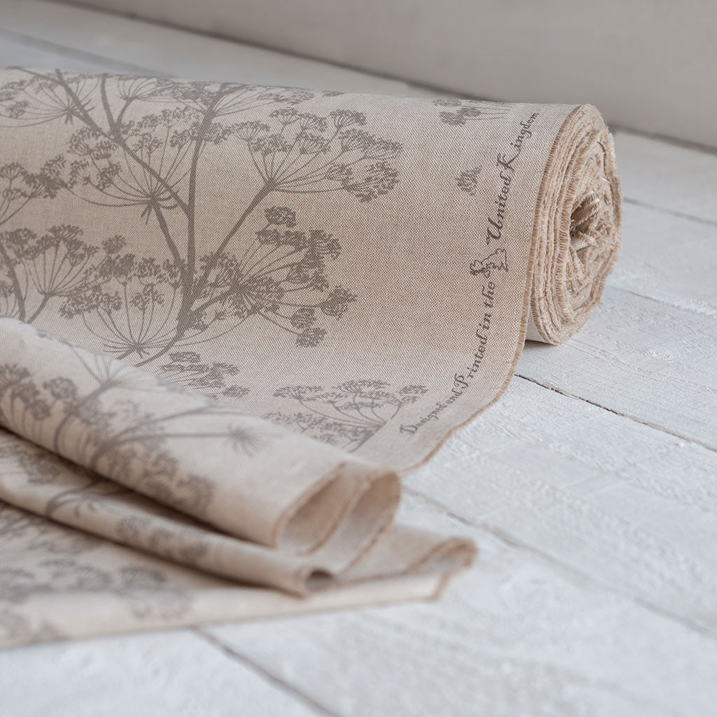 Cow Parsley Fabric - Gray - Jim Lawrence