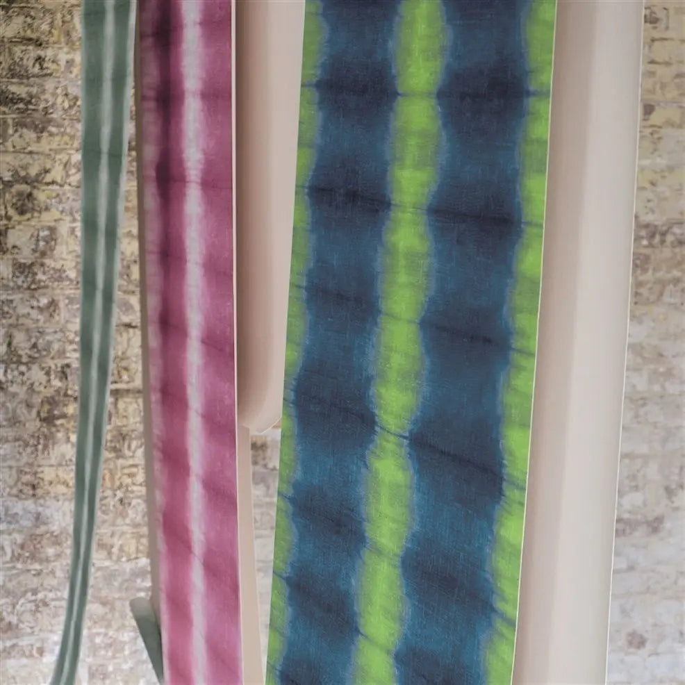 Savine Wallpaper - Lime - P615/06 - Designers Guild