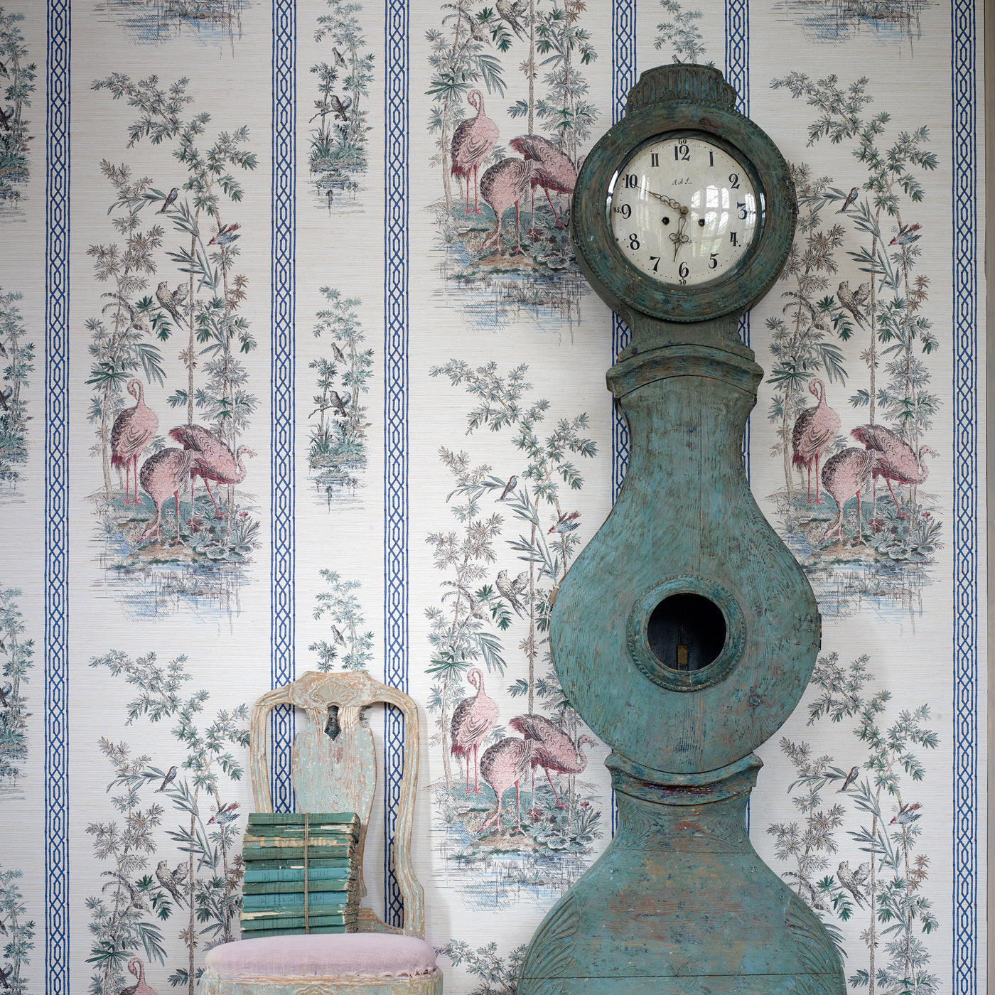 Storks & Thrushes Wallpaper - Tuscan Pink / Cobalt - ZCOT313032 - Zoffany