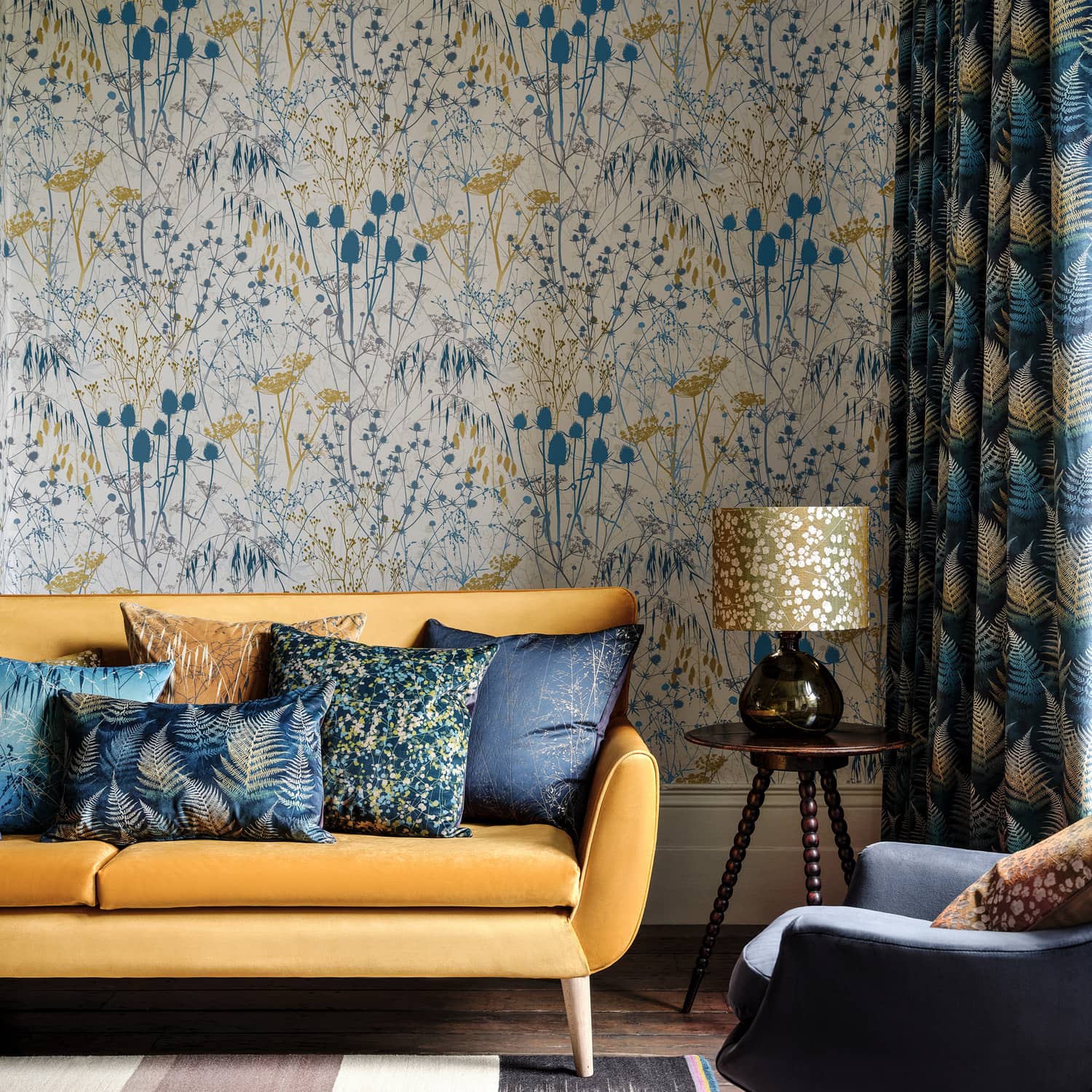 Summer Border Wallpaper - Blue - Clarissa Hulse