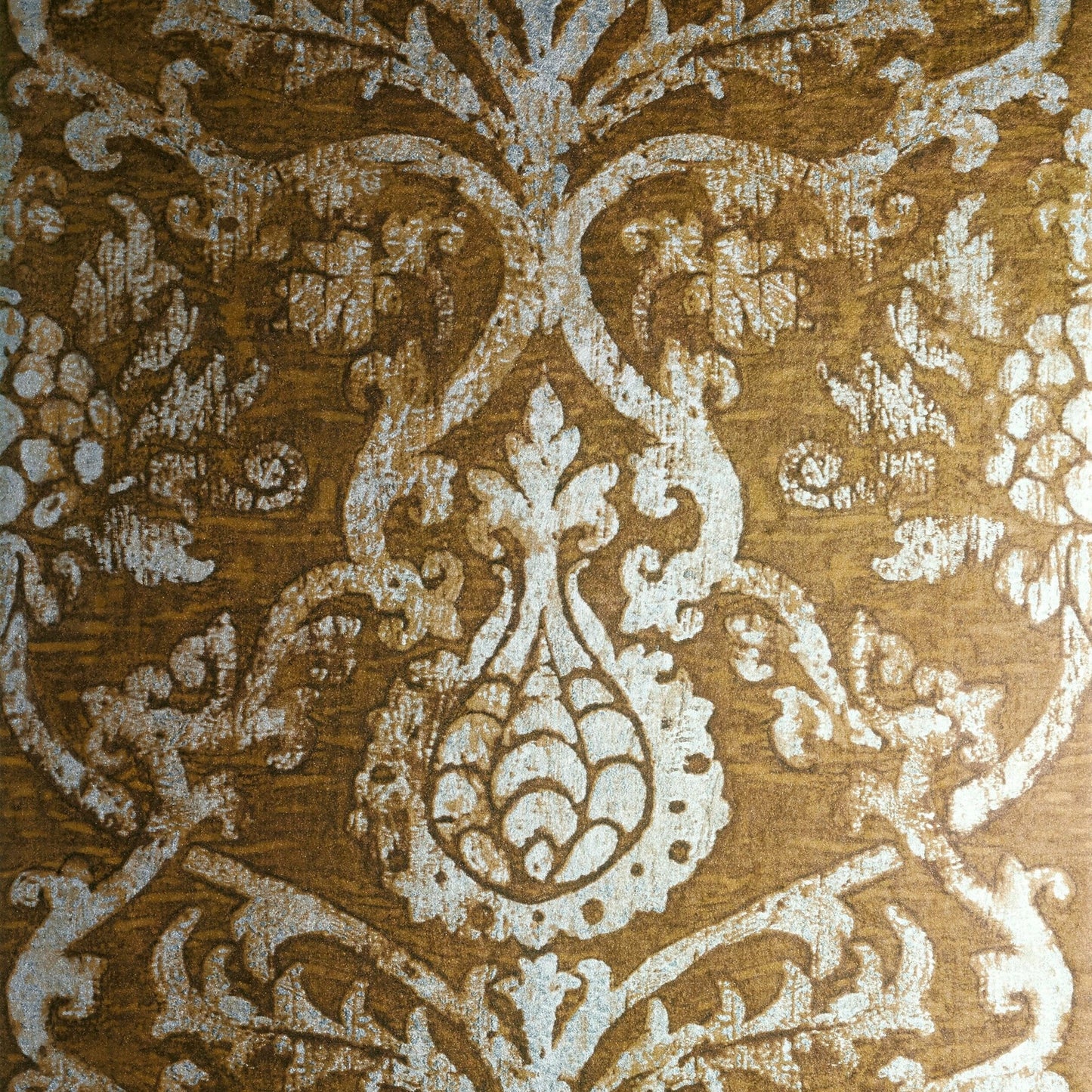 Pravata Damask Wallpaper