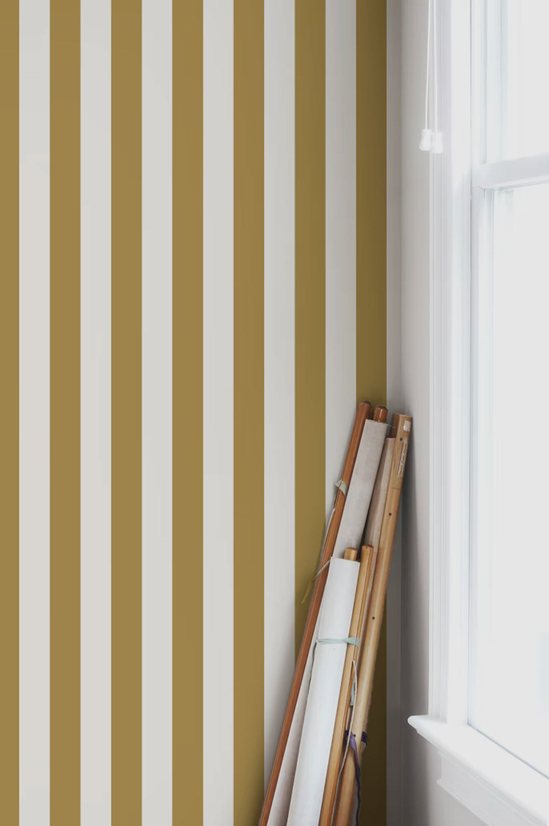 Ventnor Stripes Wallpaper - Gold - Summer Gray
