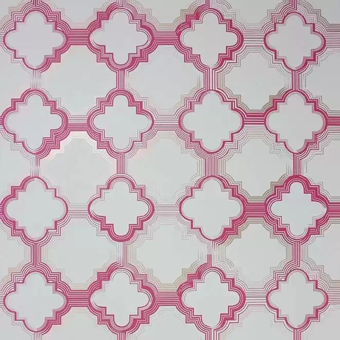 Quatrefoil Wallpaper