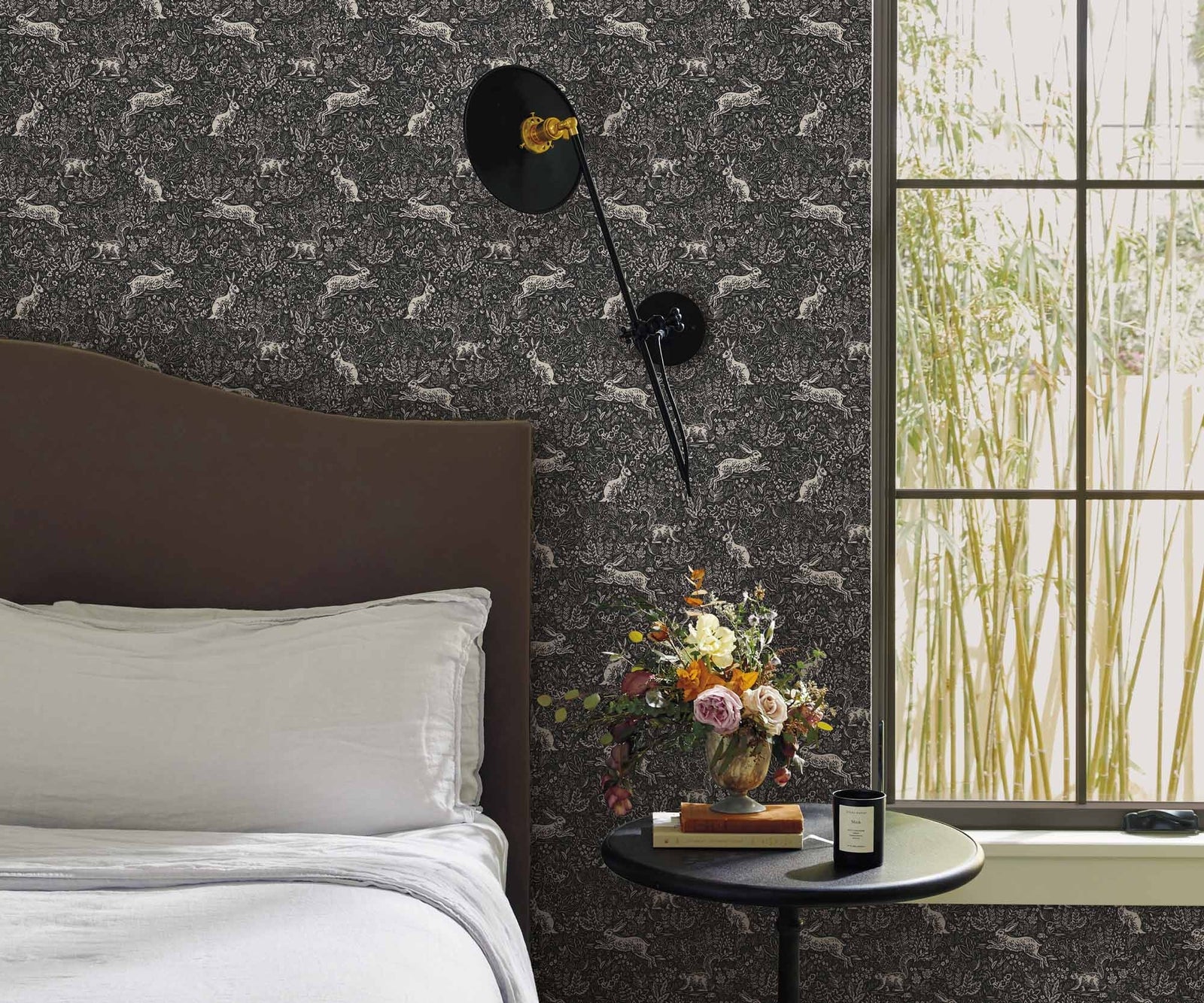 Fable Wallpaper - Black - Rifle