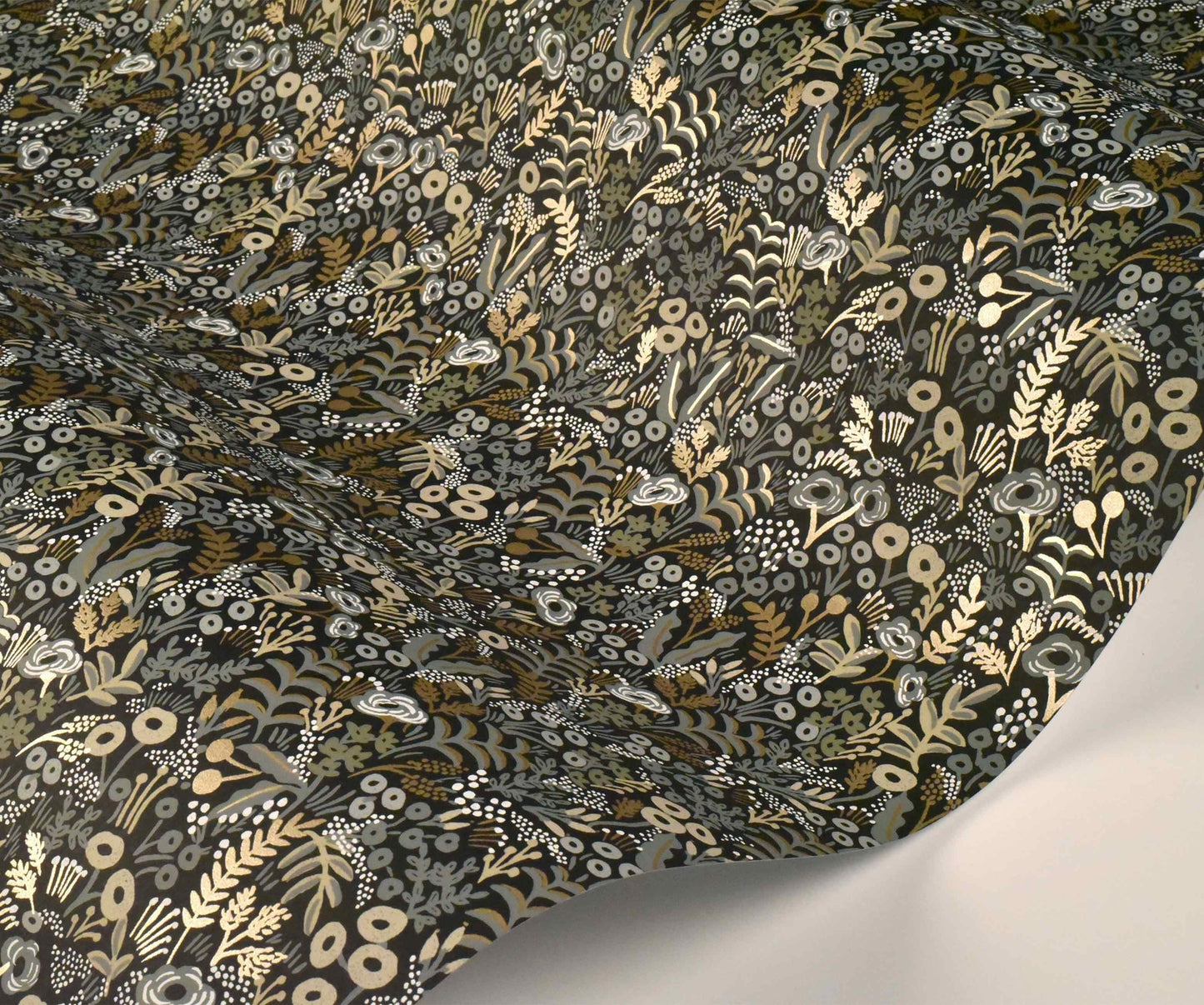 Tapestry Wallpaper - Black - Rifle