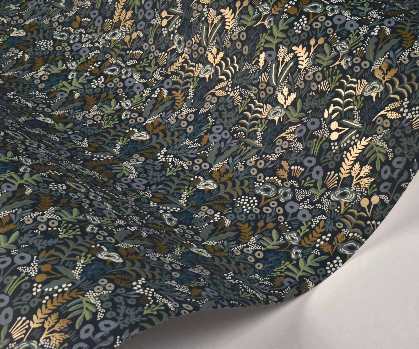 Tapestry Wallpaper - Blue - Rifle