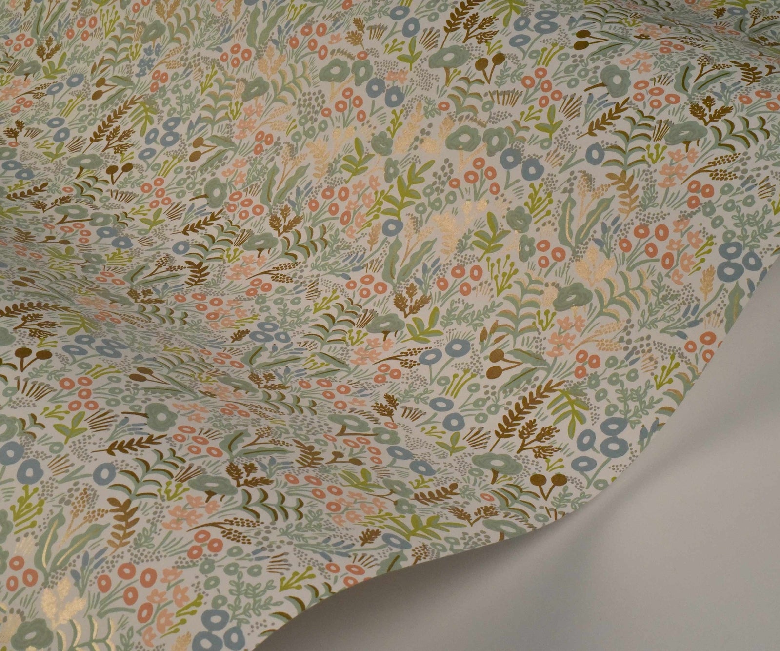 Tapestry Wallpaper - Yellow - Rifle