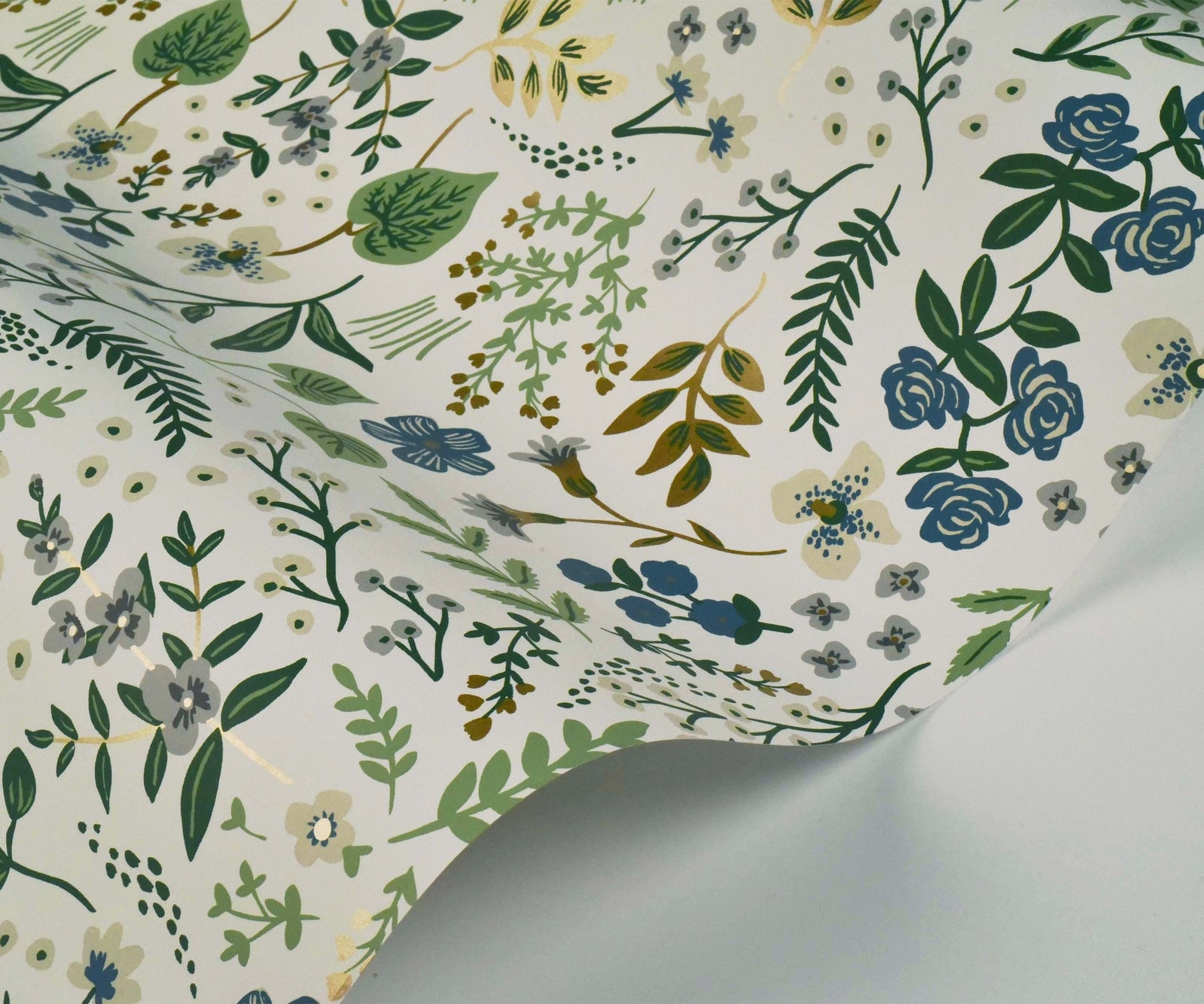 Wildwood Wallpaper - Green - Rifle