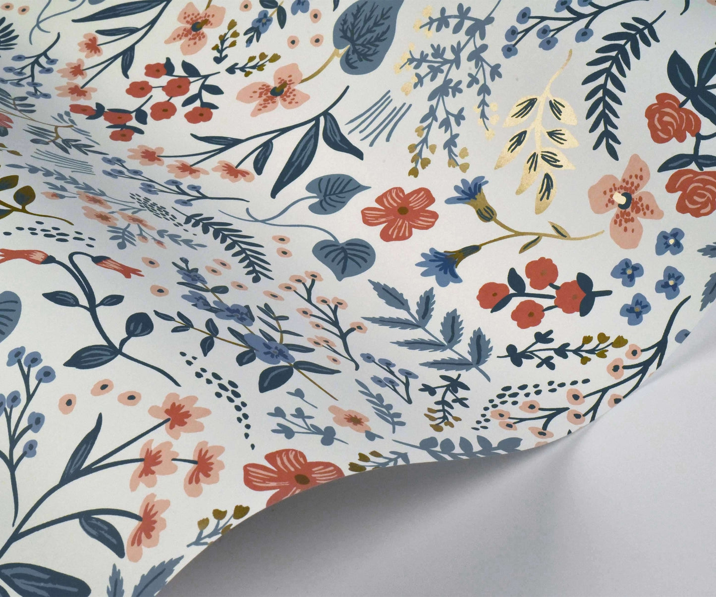 Wildwood Wallpaper - Multicolor - Rifle