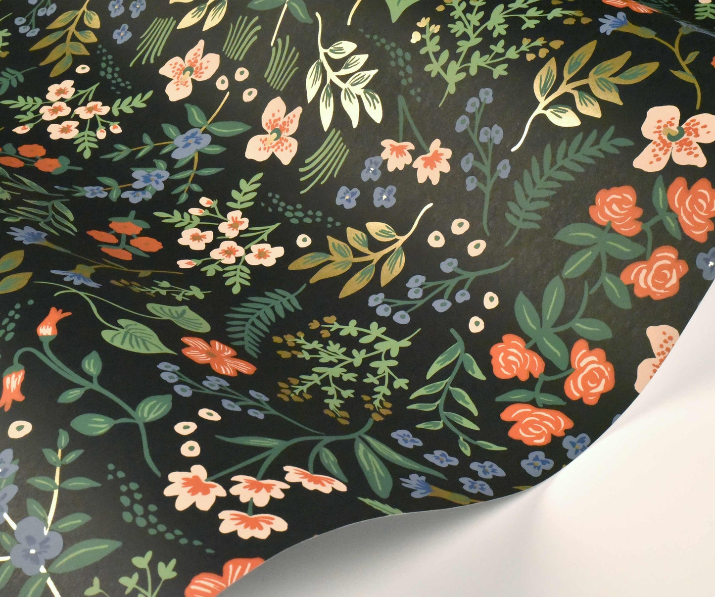 Wildwood Wallpaper - Multicolor - Rifle