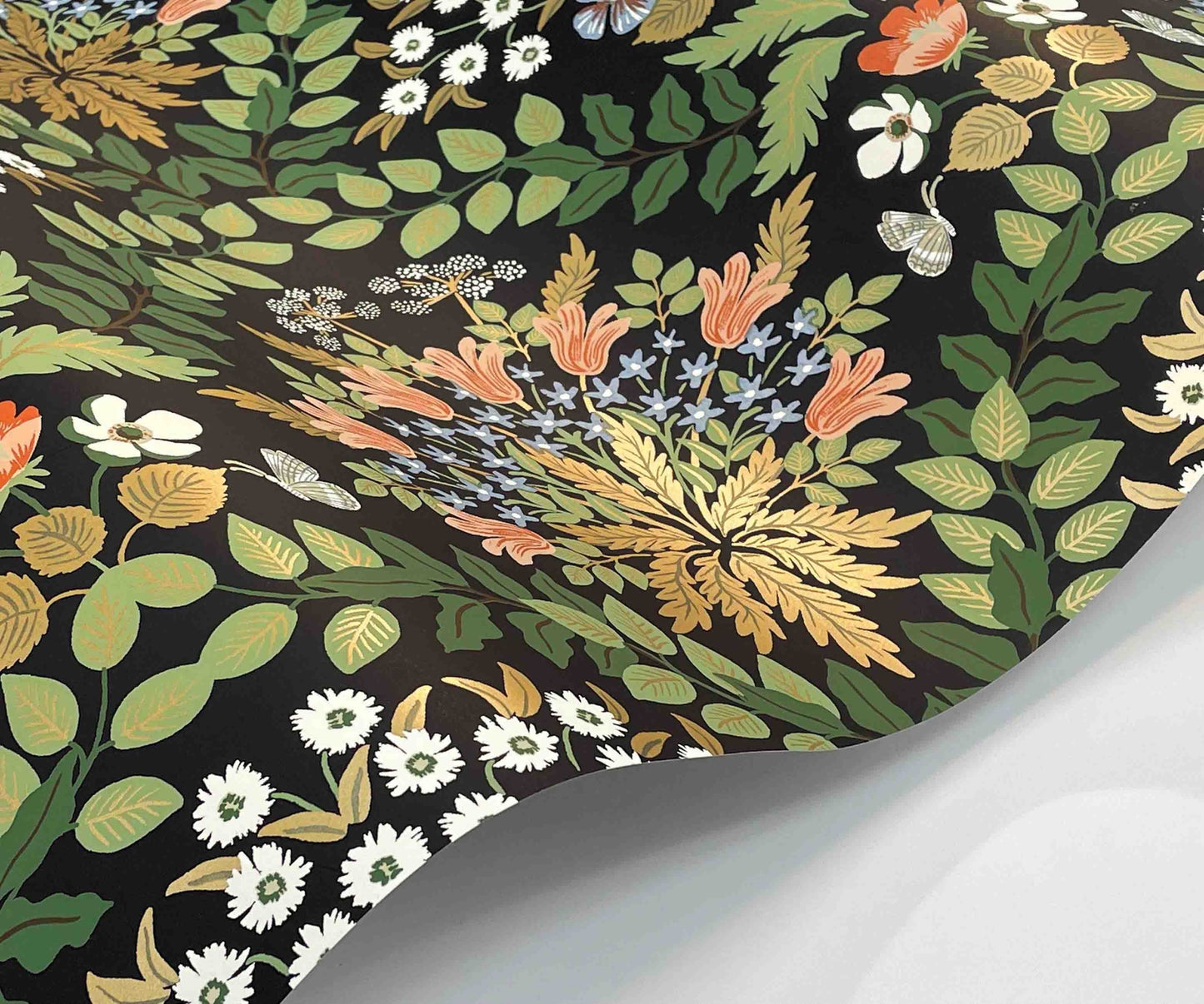 Bramble Wallpaper - Green - Rifle