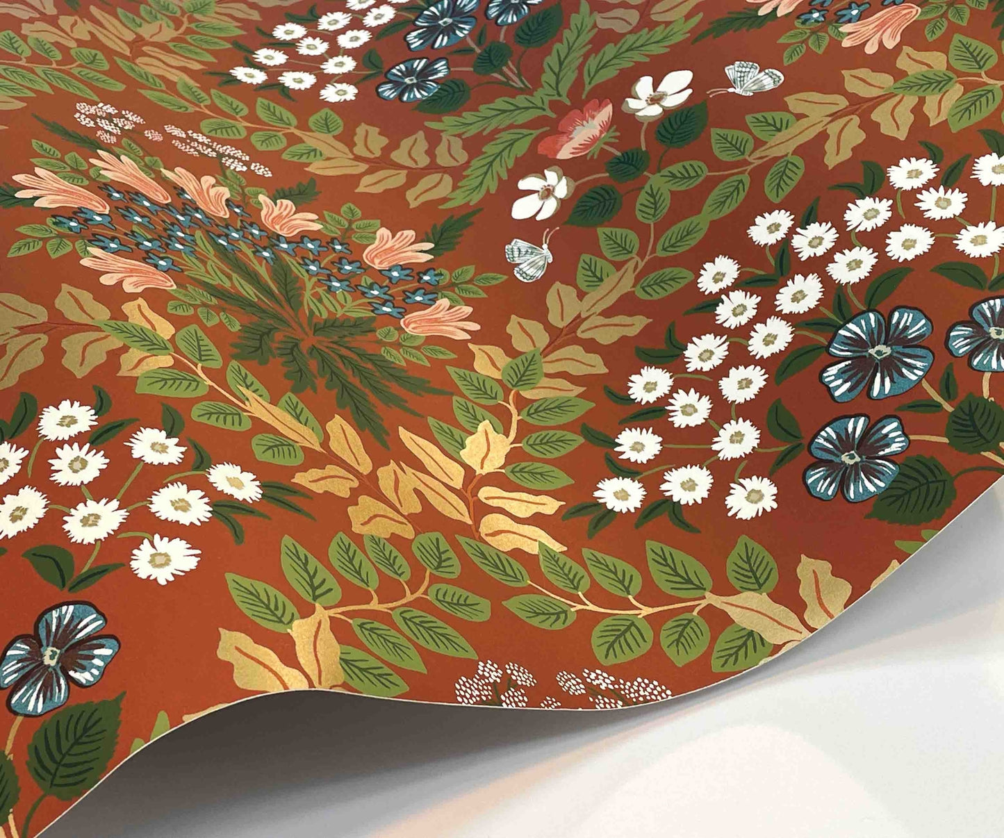 Bramble Wallpaper - Pink - Rifle