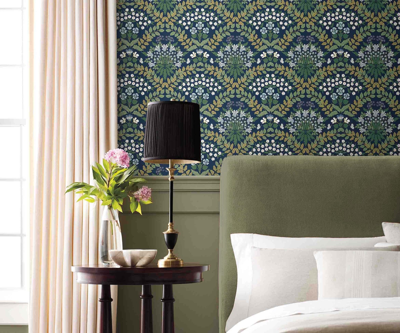 Bramble Wallpaper - Blue - Rifle