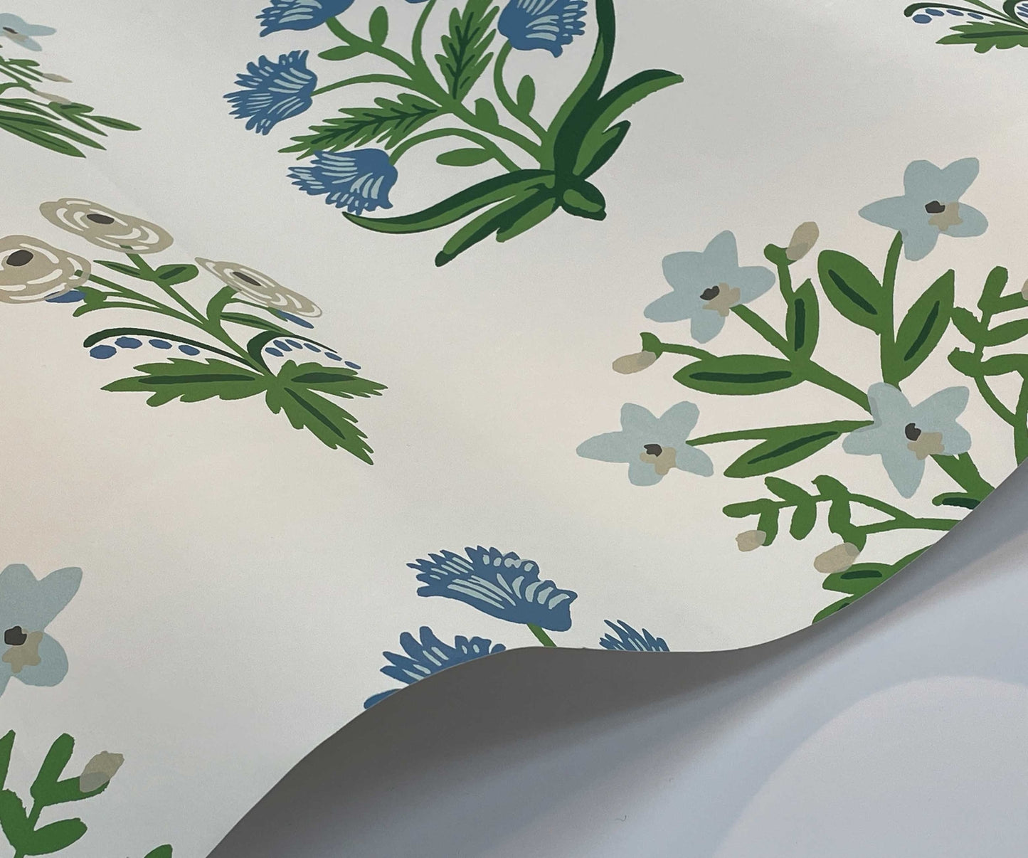 Mughal Rose Wallpaper - Blue - Rifle