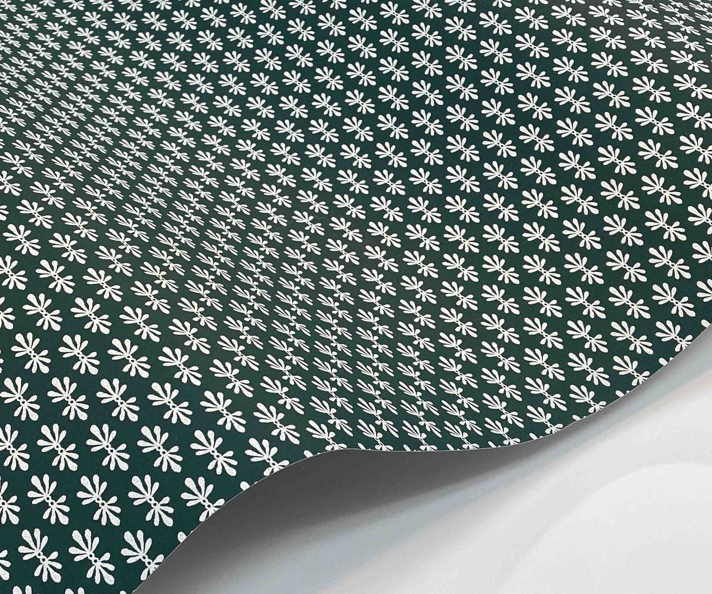 Petal Wallpaper - Blue - Rifle