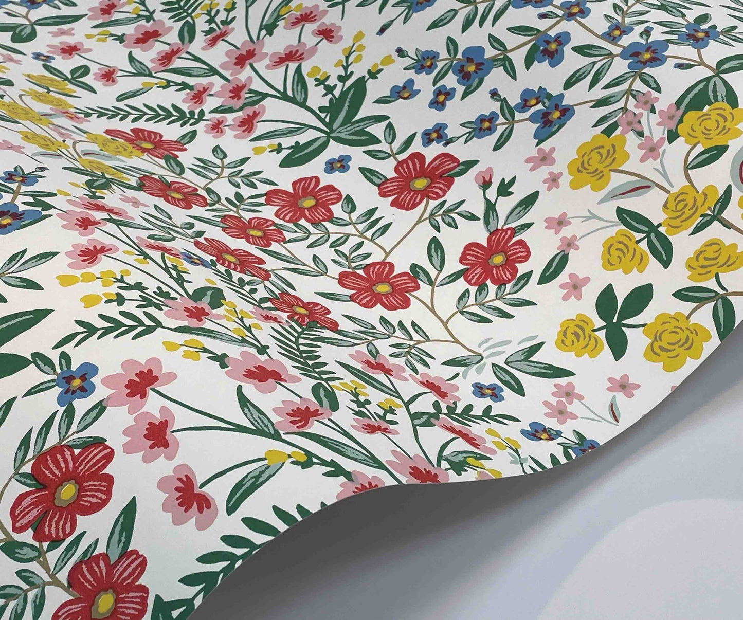 Wildwood Garden Wallpaper - Multicolor - Rifle