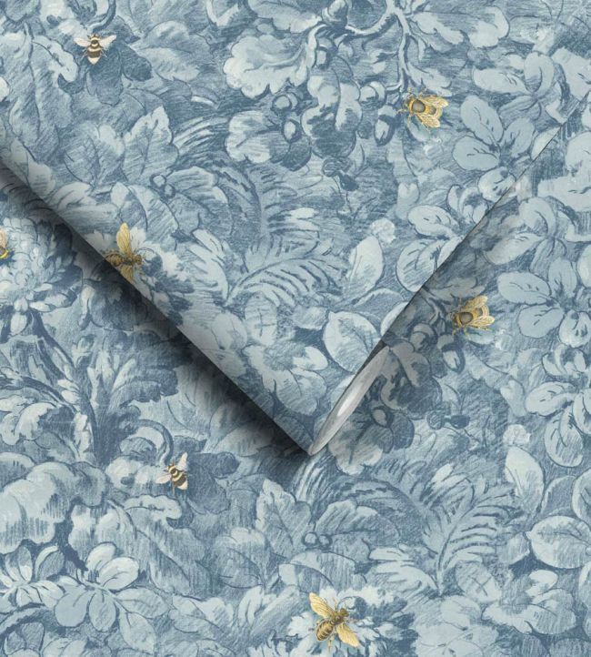 WM-318-07R - Busy Bee Wallpaper - Reservoir Blue - Woodchip & Magnolia
