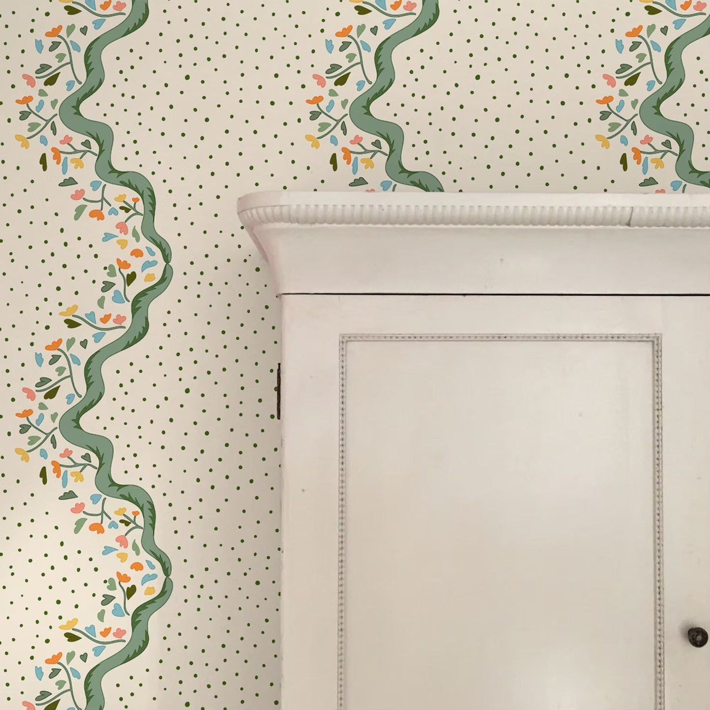 Chintz Caroline Wallpaper