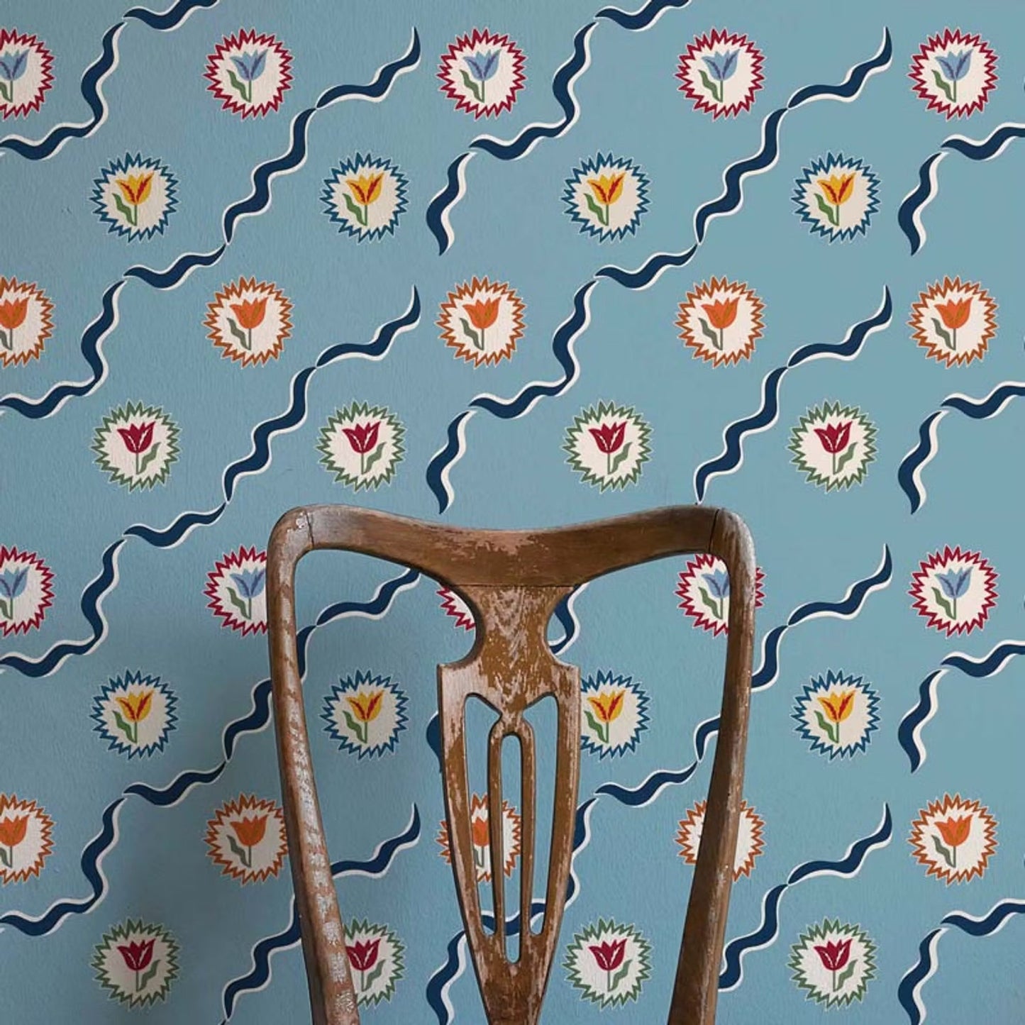 Tulips of Belgravia Wallpaper