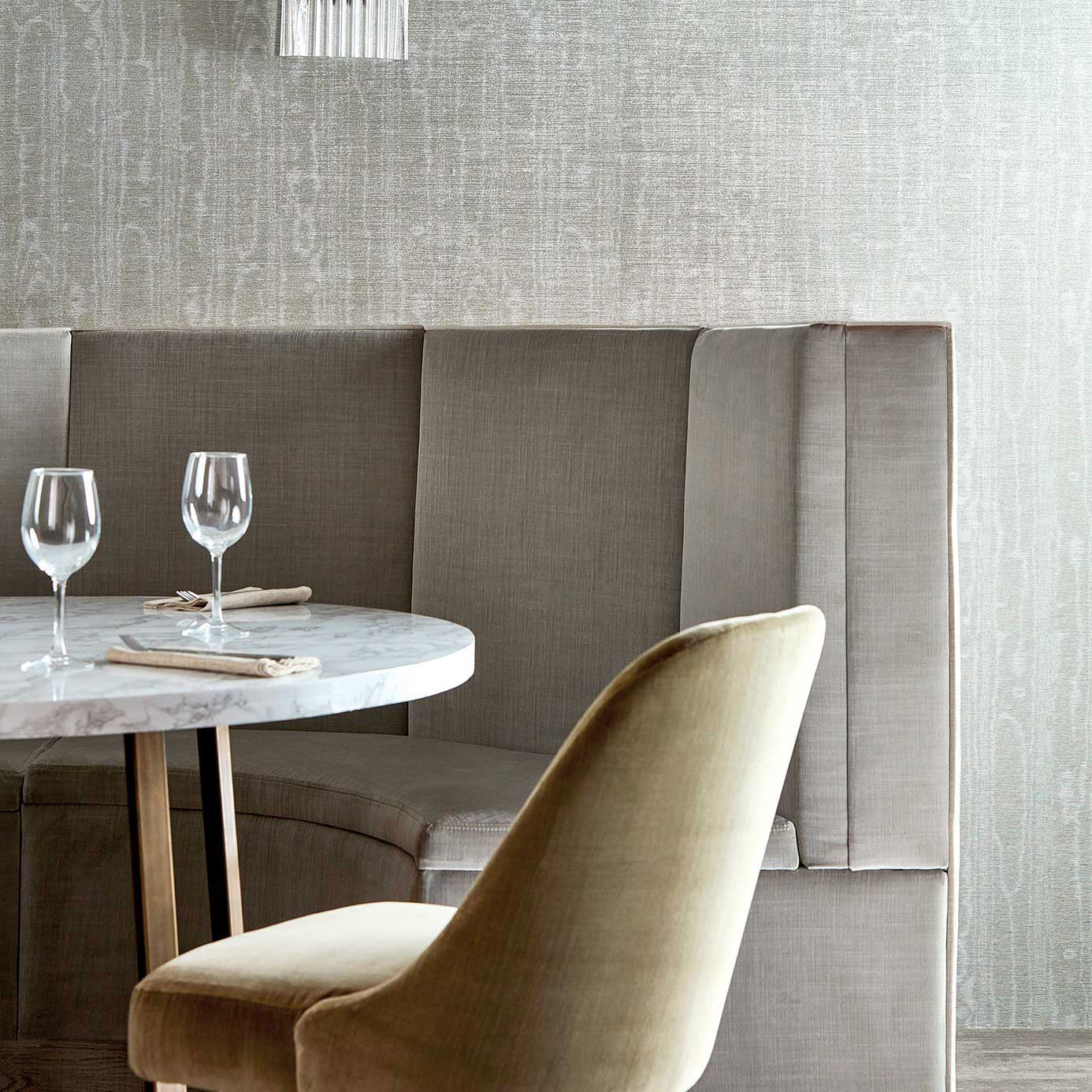 Watered Silk Wallpaper - Bone Black - ZRHW312911