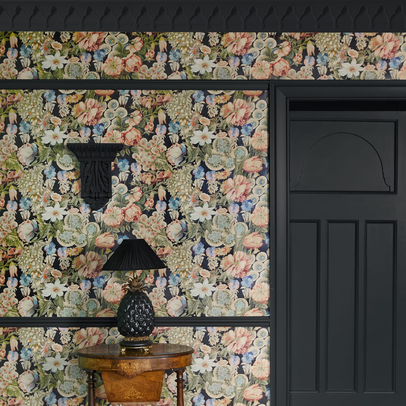 Amatoria Wallpaper - Noir - House of Hackney - 1-WA-AMT-DI-NOI-XXX
