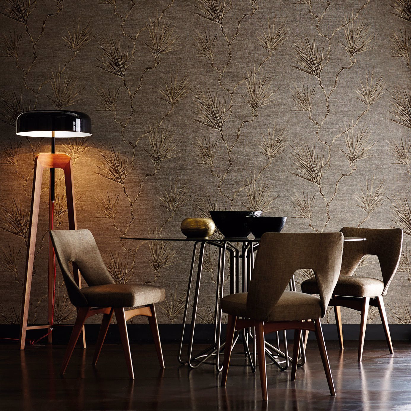 Anthology Peninsula Palm Wallpaper - Truffle - Harlequin - EREE110817