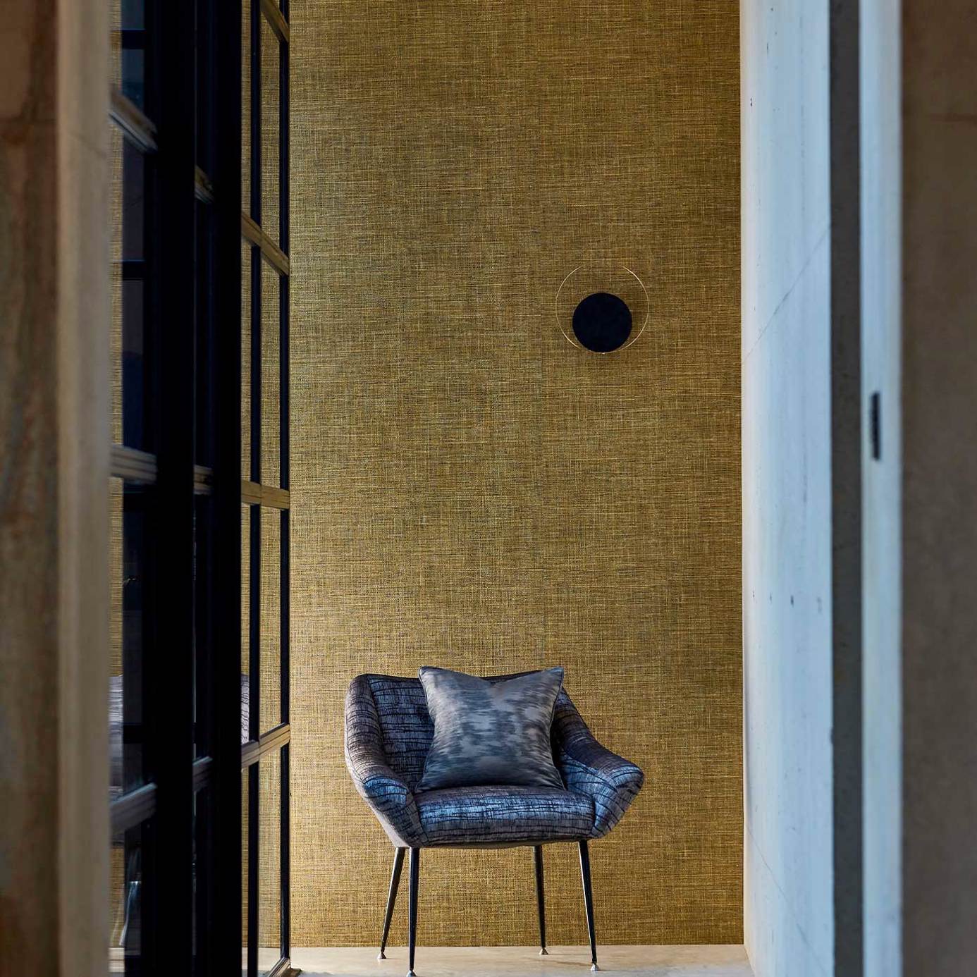 Anthology Seri Raphia Wallpaper - Urban Gold - Harlequin - EANW112595