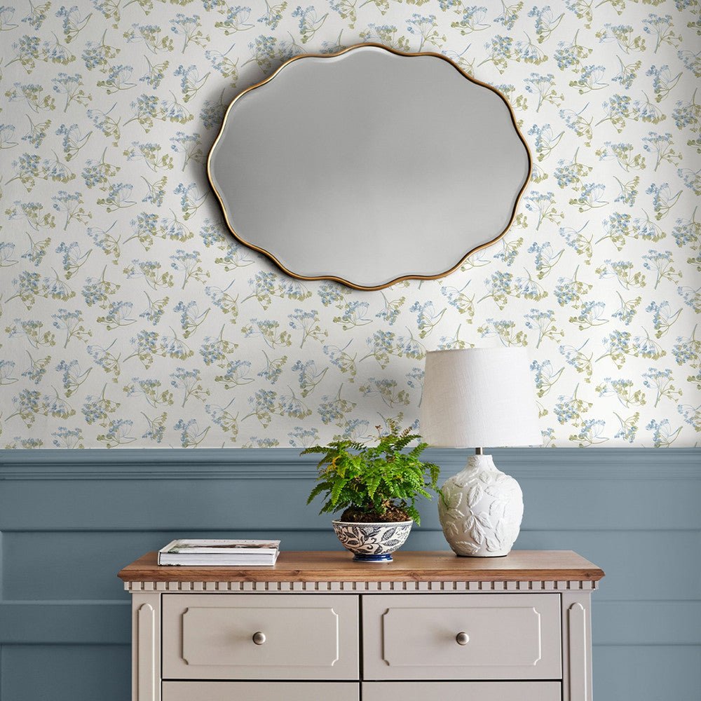 Avonbury Hedgerow Wallpaper - Green - Laura Ashley - 130102 - Premier Wallcovering