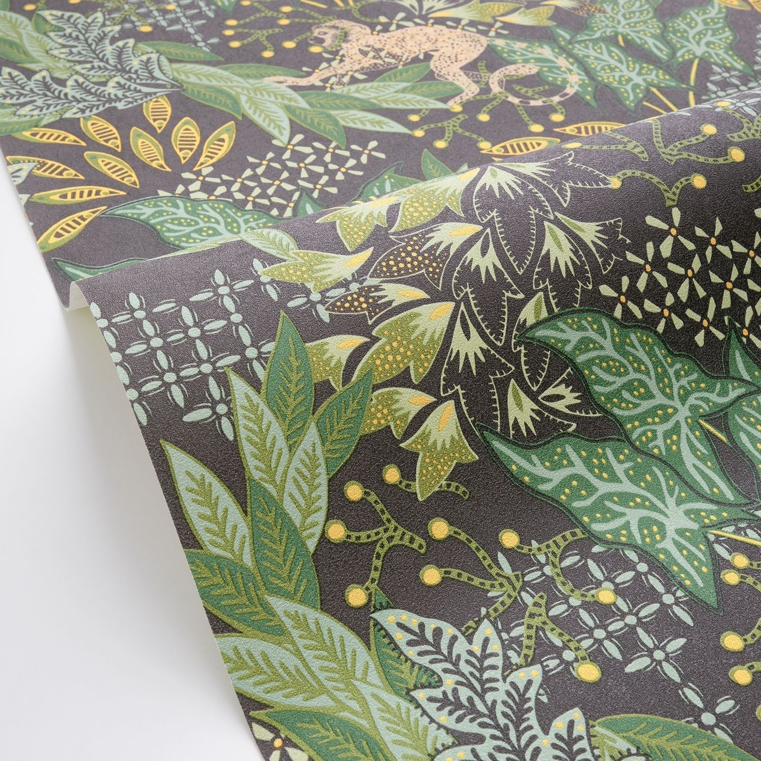 Borneo Wallpaper - Noir Vert - Caselio - 104919703