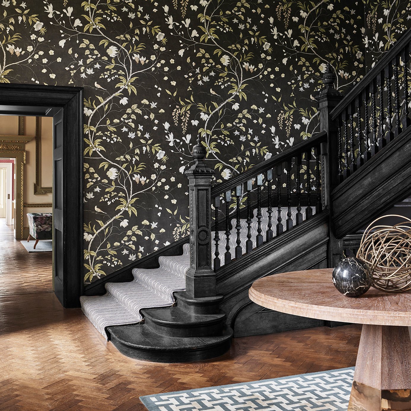 Chambalon Trail Wallpaper - Antique Gold/Vine Black - ZDAR312850 - Zoffany