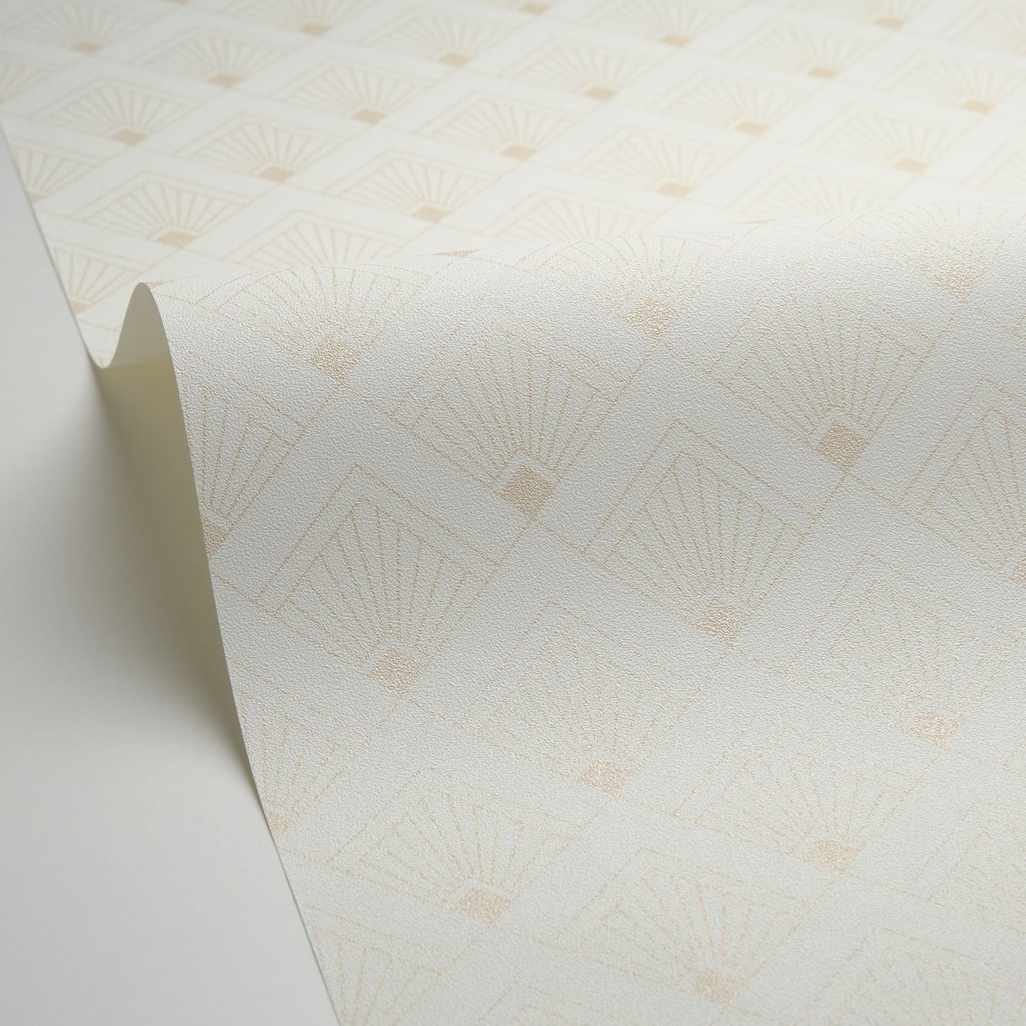 Effervescence Wallpaper - Blanc Irise - Caselio - 105310000