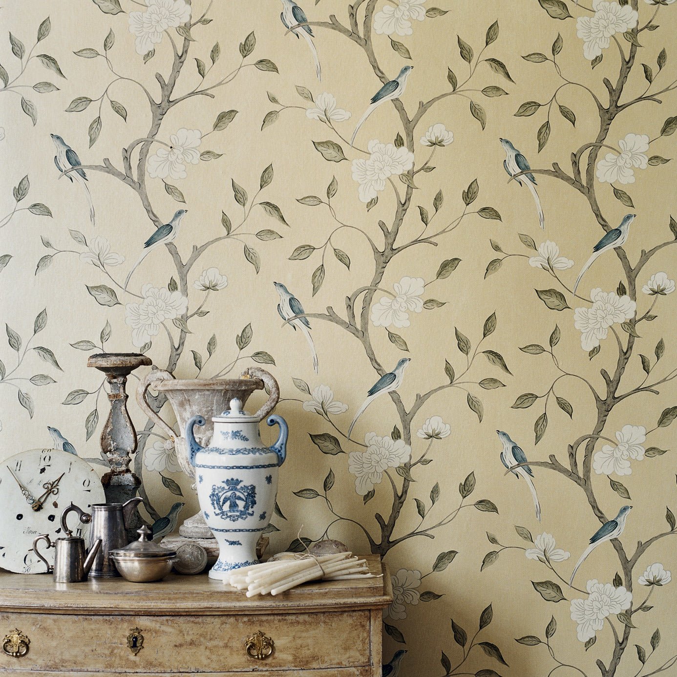 Eleonora Wallpaper - Stone/Prussian - Zoffany - ZGUV08004 - Morris Wallpaper