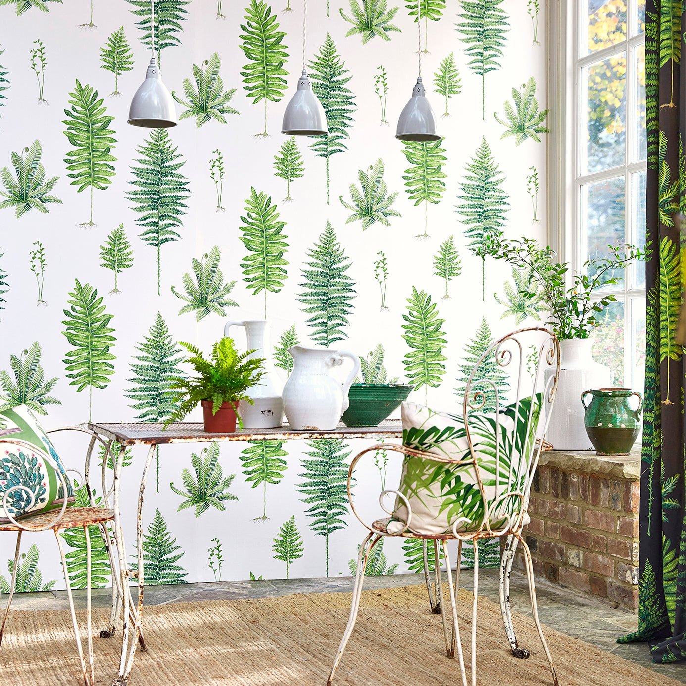 Fernery Wallpaper - Botanical Green - Sanderson - DGLW216633